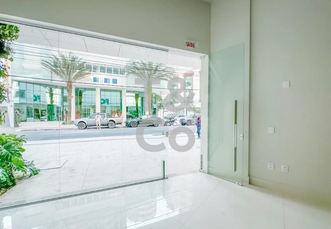 Salão Comercial Para Locação Na Avenida Brasil No Skyline Tower Em Balneário Camboriú
