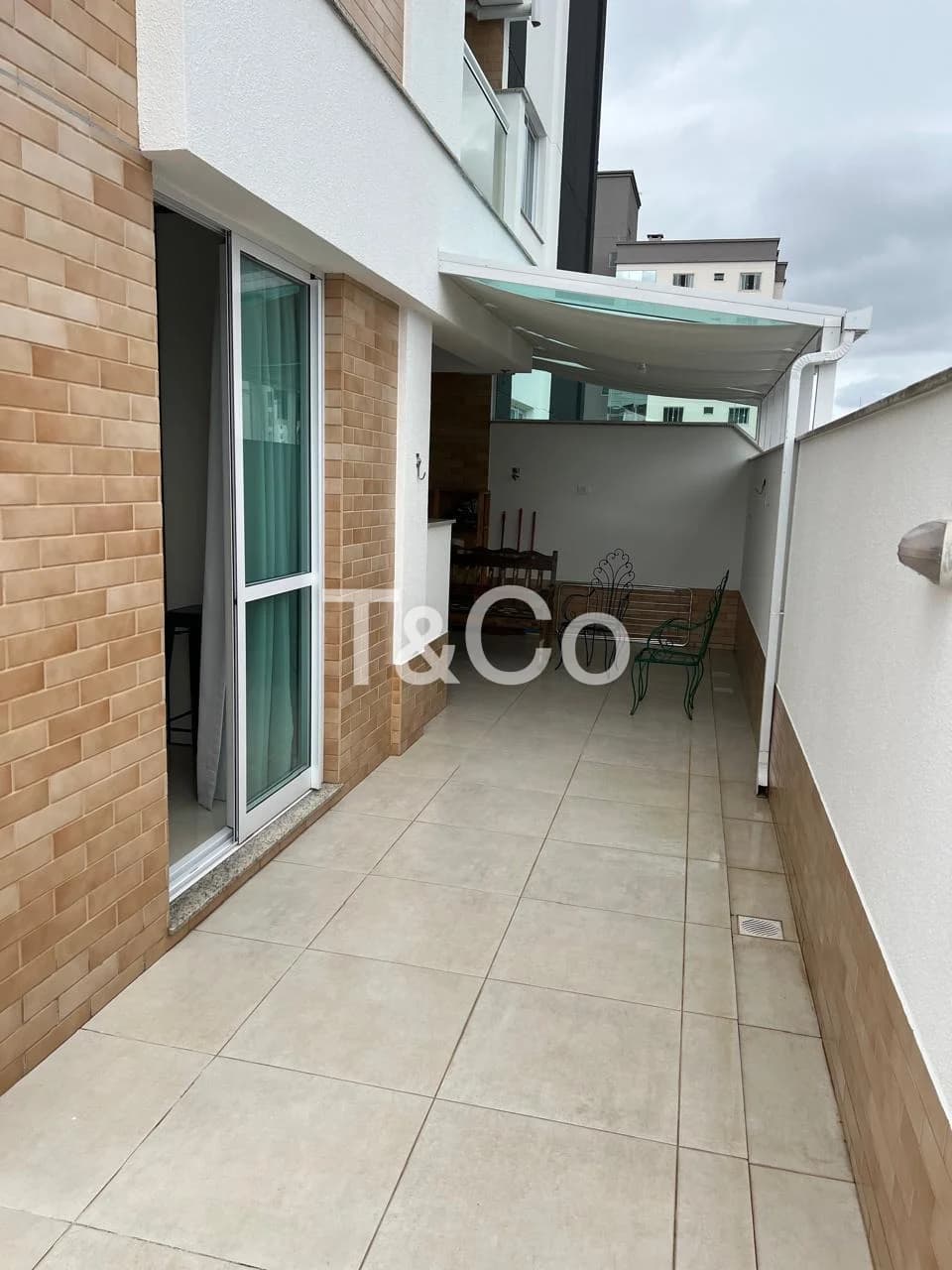Apartamento Garden Mobiliado À Venda Ed. Punta Hermosa, Bairro Nações — foto 4