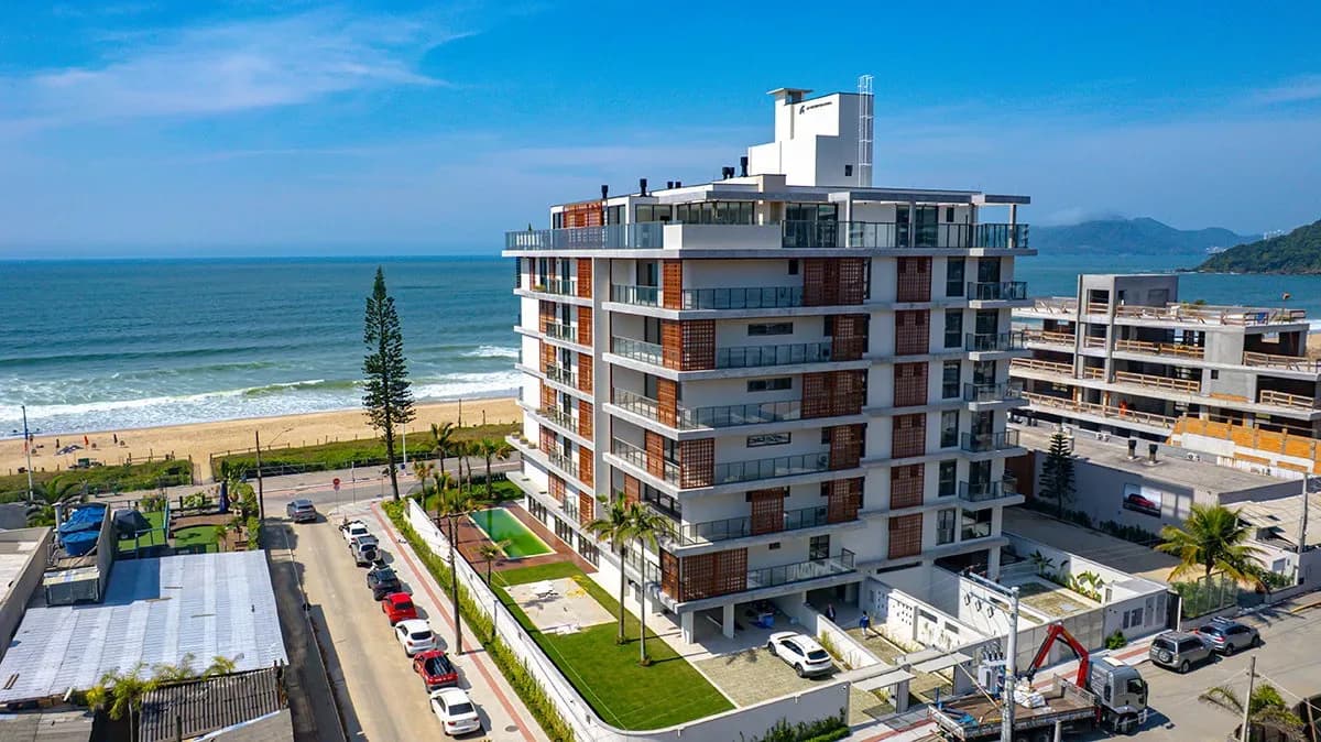 Cobertura 4 Suítes Em Praia Brava Em Itajaí