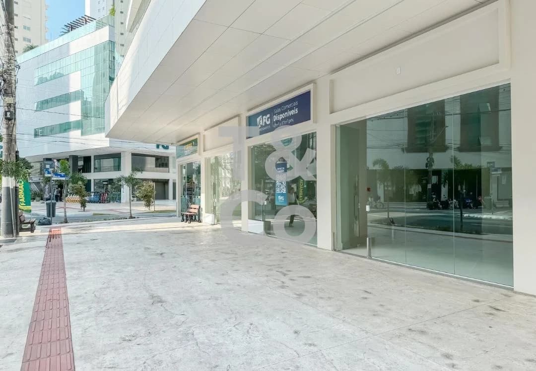Salão Comercial Para Locação Na Avenida Brasil No Skyline Tower Em Balneário Camboriú — foto 4