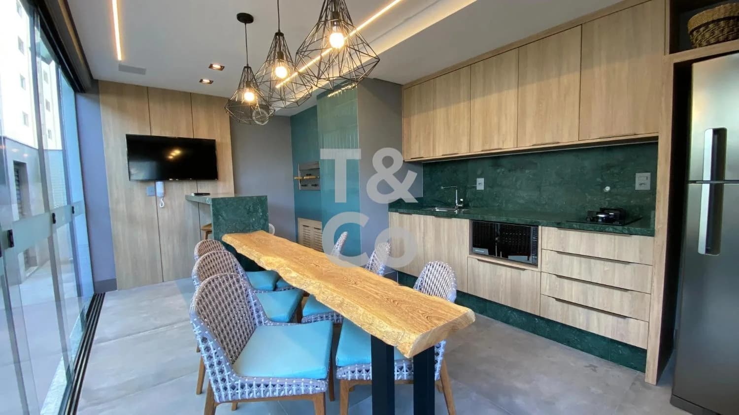 Apartamento À Venda Com 3 Dormitórios No Centro Em Balneário Camboriú — foto 2