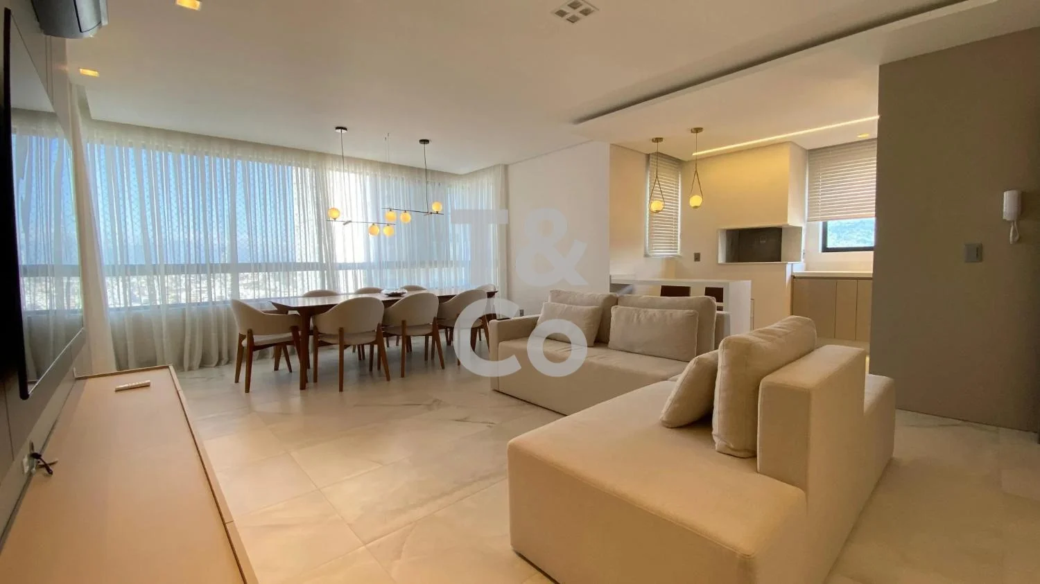 Apartamento À Venda Com 3 Dormitórios No Centro Em Balneário Camboriú — foto 3